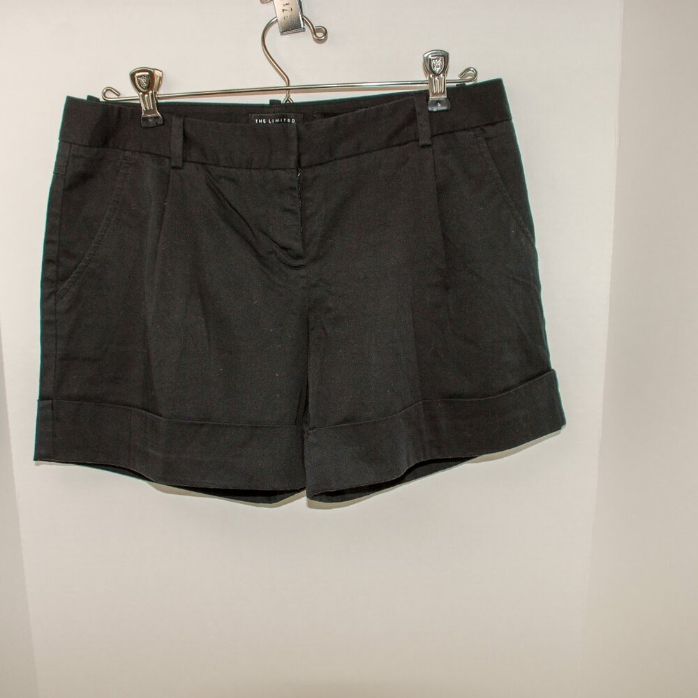 Women's Black Shorts Drew fit size 4 from The Limited